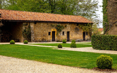 Jardinier à Longwy : notre entreprise du paysage prend soin de vos espaces verts